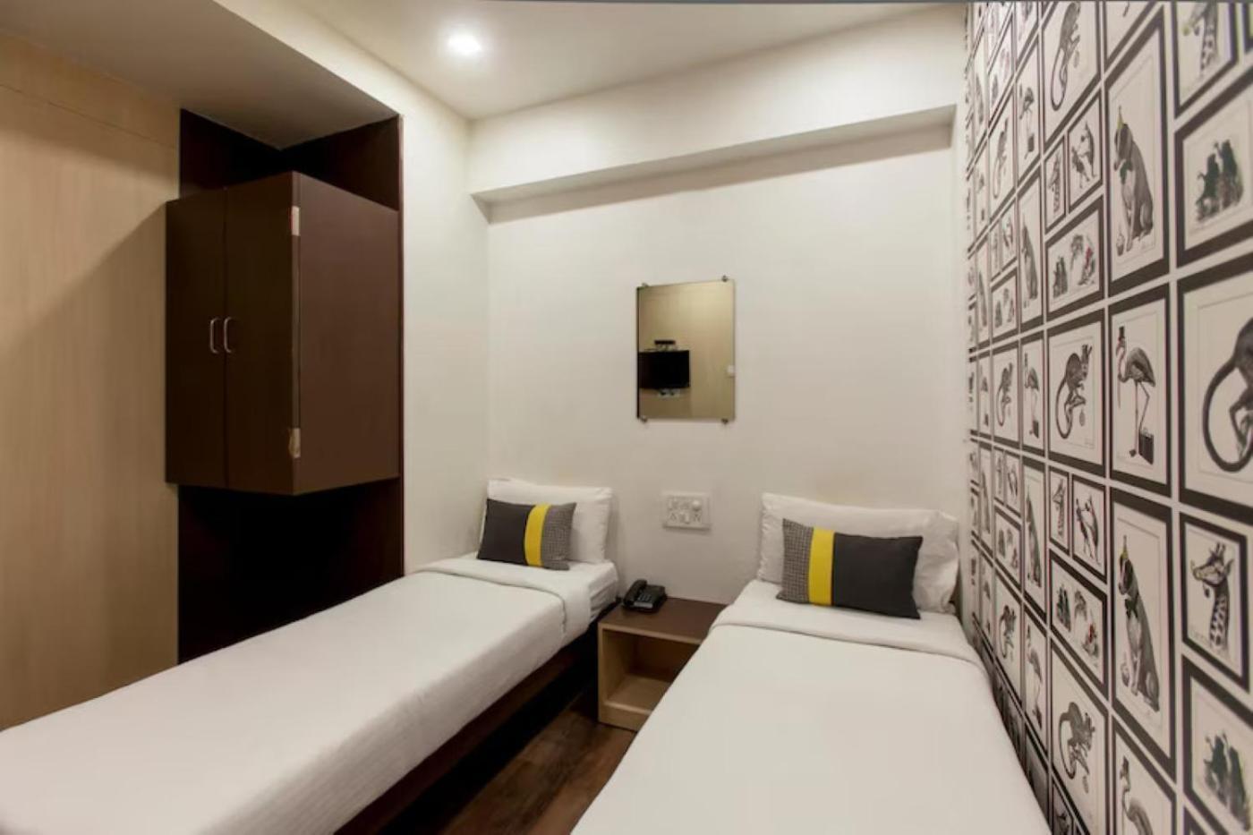 ไอสเตย์ โฮเต็ล แอนเดอรี เอ็มไอดีซี Hotel มุมไบ ภายนอก รูปภาพ