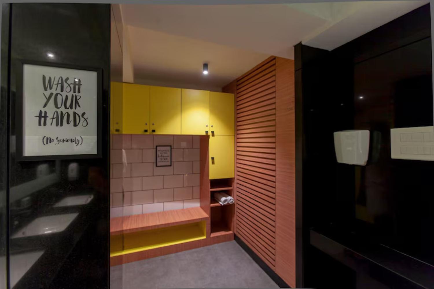 ไอสเตย์ โฮเต็ล แอนเดอรี เอ็มไอดีซี Hotel มุมไบ ภายนอก รูปภาพ